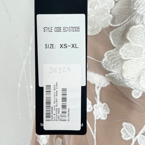 NWT ELLIATT Ellery 3D Flower Gown in Ivory & Nude $846 - Picture 15 of 16